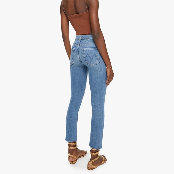 NWT Mother Jeans Size 34 Mid Rise Dazzler Ankle Fray Riding The Cliffside - Picture 2 of 5